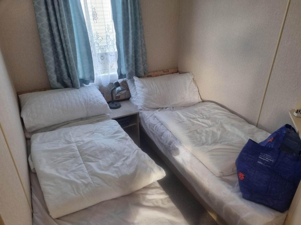 Tm8 6 Berth 2 Bedroom Caravan P Chapel Saint Leonards Buitenkant foto